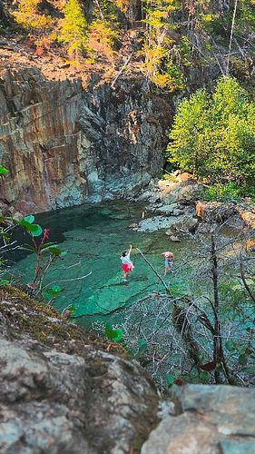 Would be a shame if that waterfall didn't have all of those influencers in front of it.
#myrafalls #waterfalls #influencer #i...