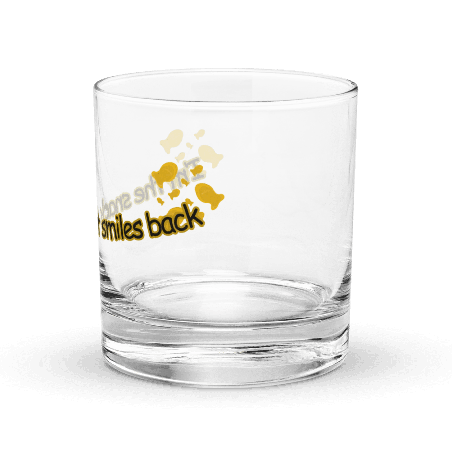 Snack that smiles back whiskey glass product image (2)