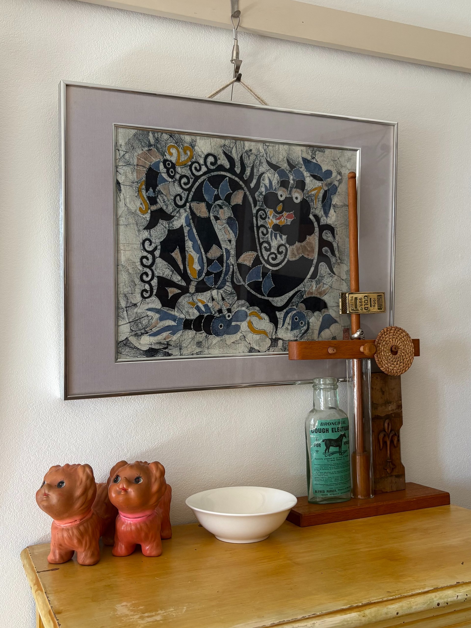 龍のデザインが施された伝統手工藍染め布、美しい装飾効果 product image (2)