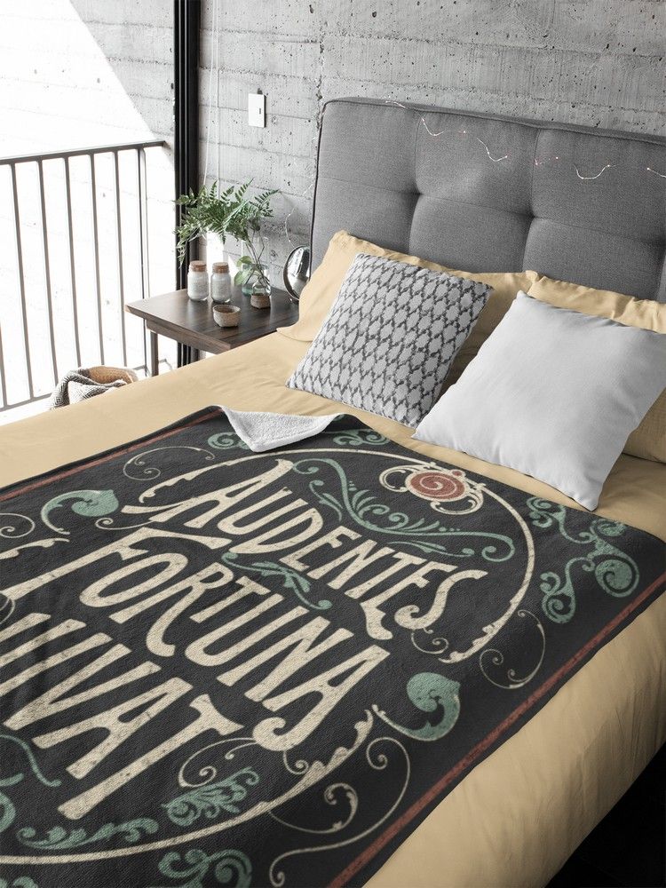 Audentes Fortuna Iuvat Blanket product image (2)