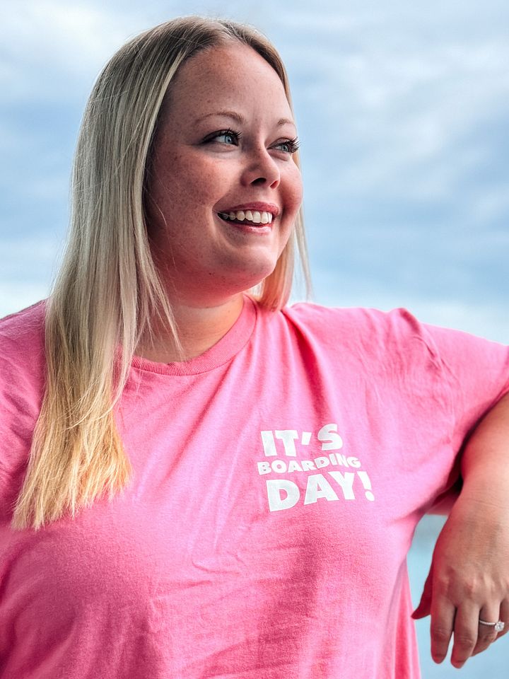 It's Boarding Day T-Shirt product image (1)