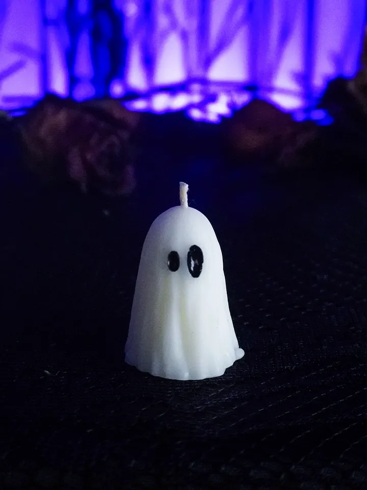 Ghost Beeswax Candle product image (2)