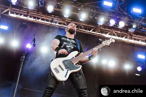Posted• @andrea.chile #tbt to this amazing @fearfactory set with @dinocazares aka Tio Dino 🫡🤘🏼 #fearfactory #dinocazares #Bas...