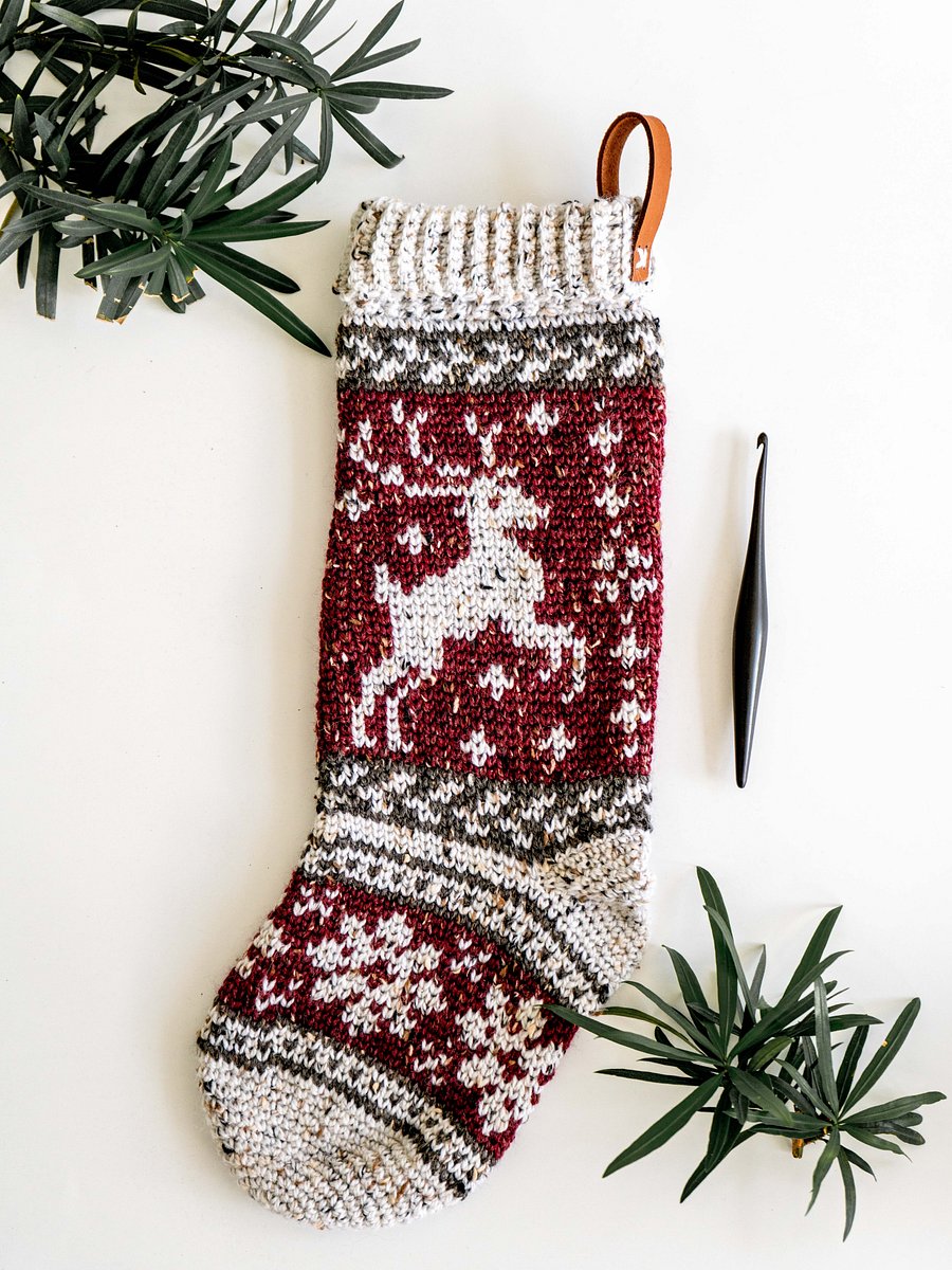 Prancing Deer Crochet Stocking Pattern product image (1)