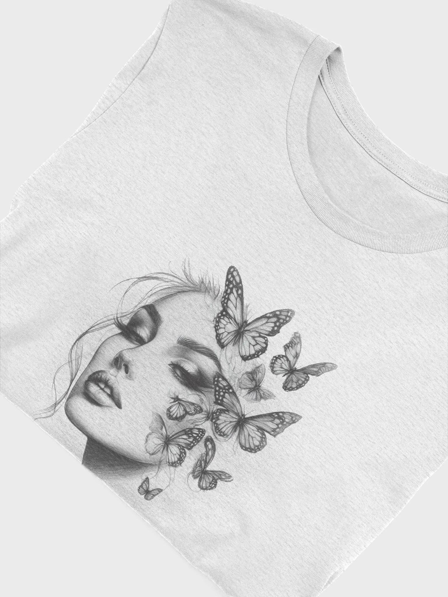 Butterfly beauty t-shirt product image (44)