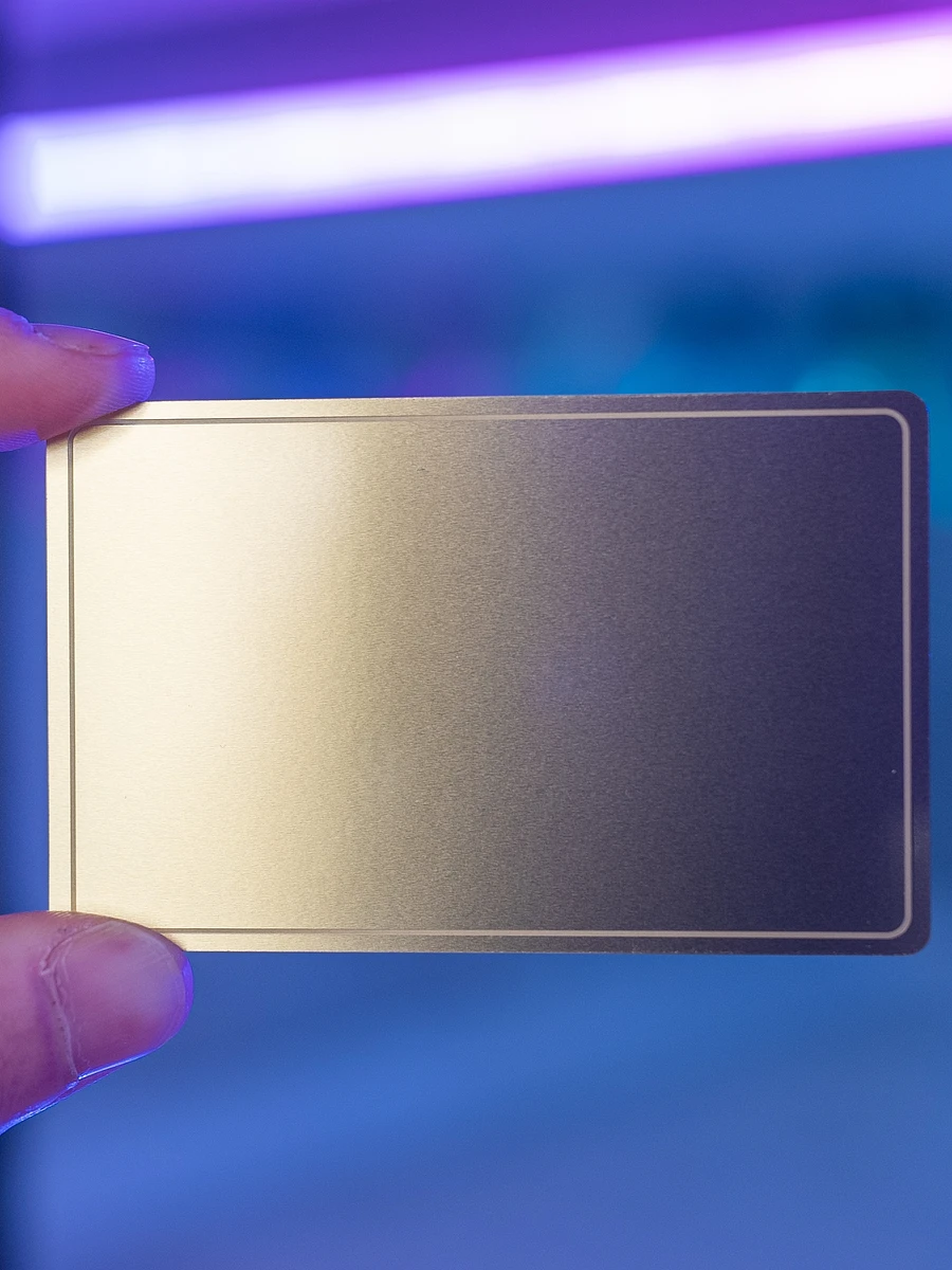 Gold V-Card product image (2)