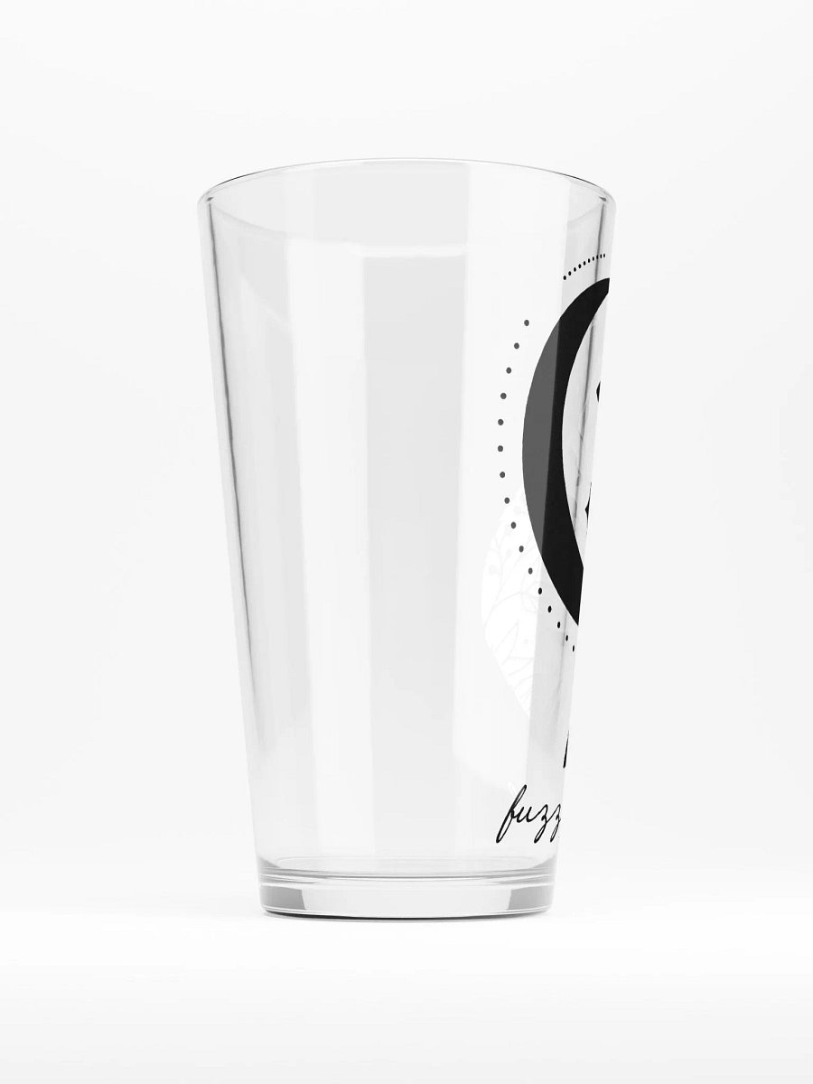 moon fox v1 - pint glass product image (2)