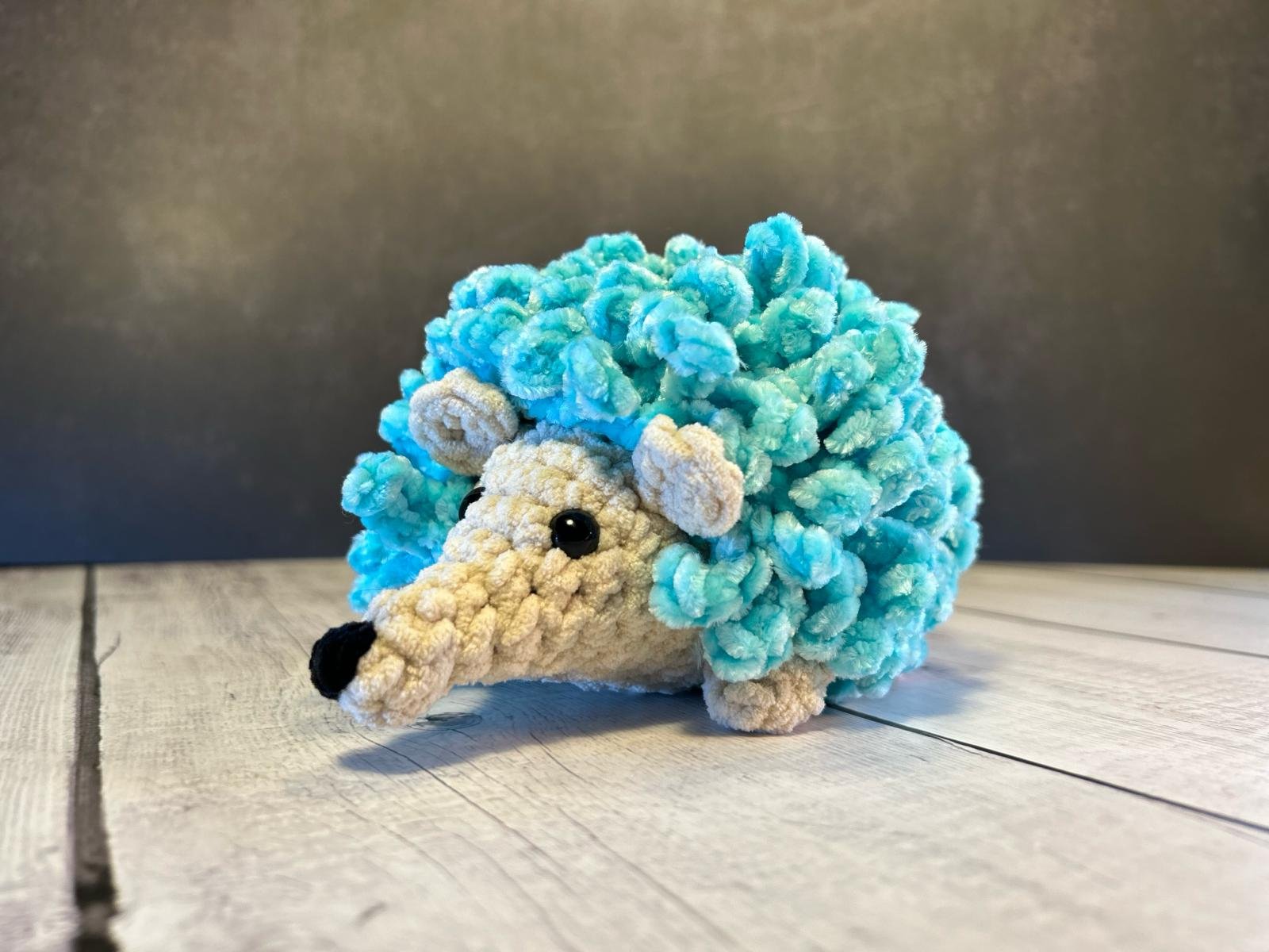 Carmela (porcupine amigurumi) product image (1)