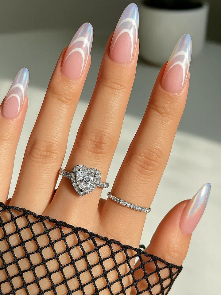 The Caelia Ring product image (2)