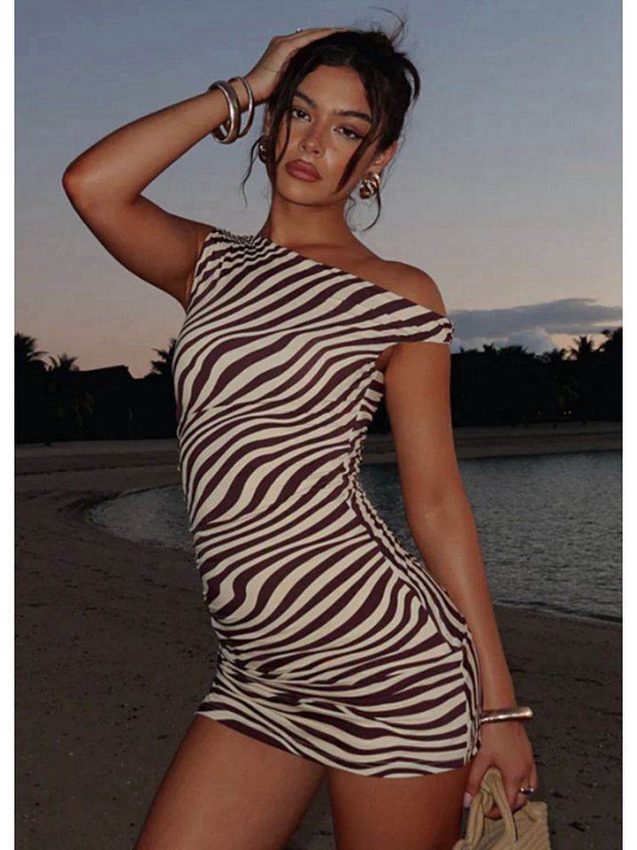 Zebra dress product image (1)