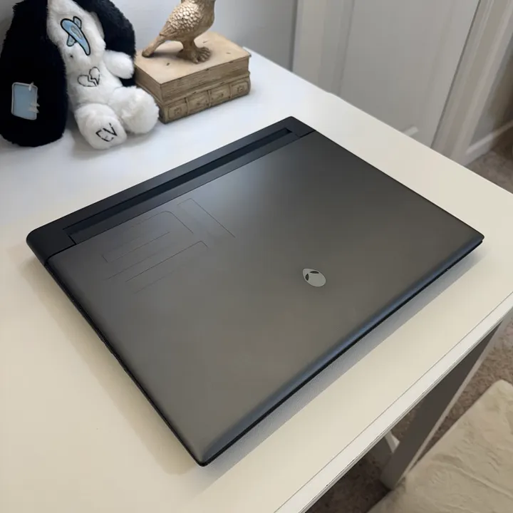 Alienware M16 R1 - PRELOVED product image (1)
