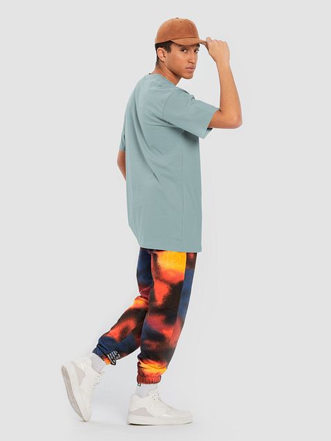 Photo showing Cotton Heritage Men's Premium Heavyweight Tee