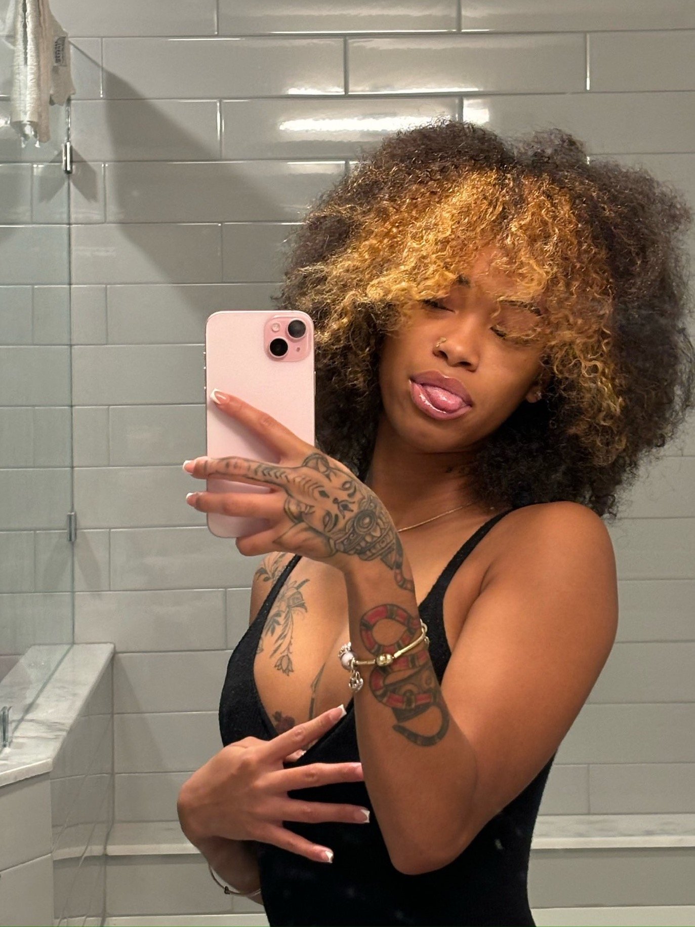 Freaky Nudist Page Reveal product image (11)