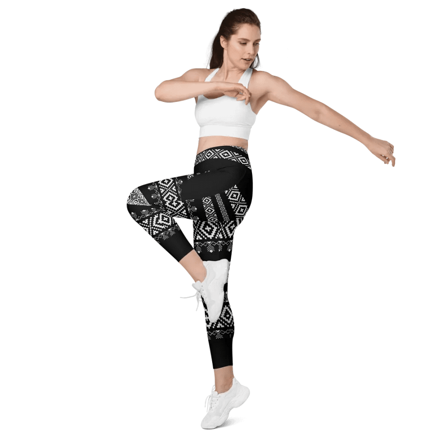 Black & White Aztec Geometric Leggings with Pockets product image (11)
