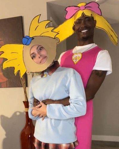 It’s giving commitment 🎃👻 

#halloween #costumes #couple #friends #goodvibes 

{Alvin and the Chipmunks from maisrollins on T...