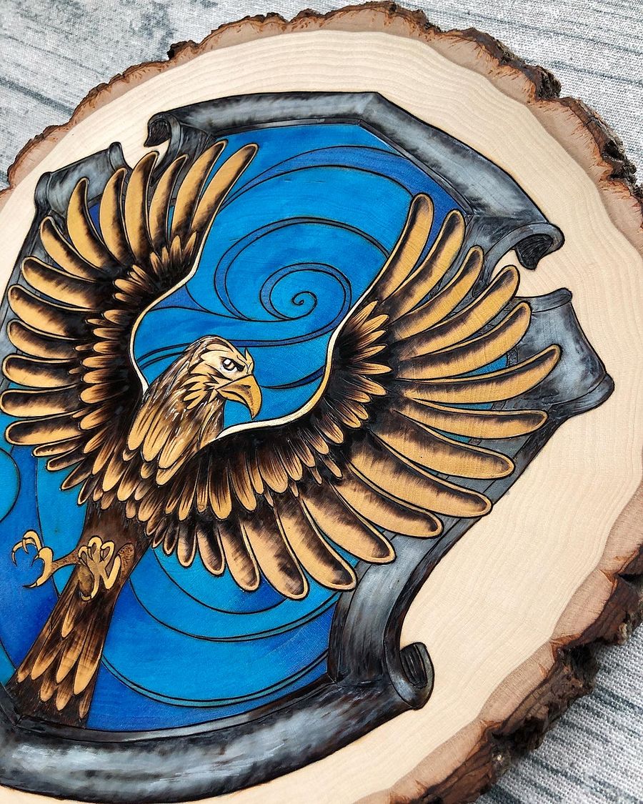 Ravenclaw Hogwarts House Crest product image (2)