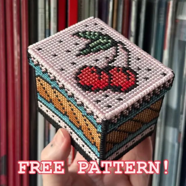 the chart for this lil box is on my website! it's a great beginner project or scrap buster! #crossstitch #needlepoint #plasticcanvas #freepattern #embroidery 