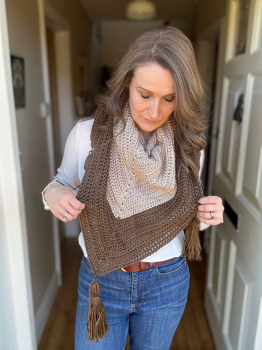 CROCHET PATTERN & VIDEO/ Willow Shawl / Easy Triangle Shawl Crochet Pattern product image (8)