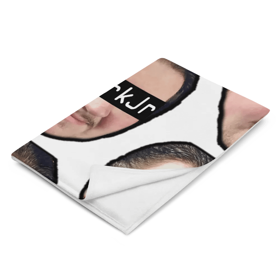 The MarkJr Throw Blanket product image (10)