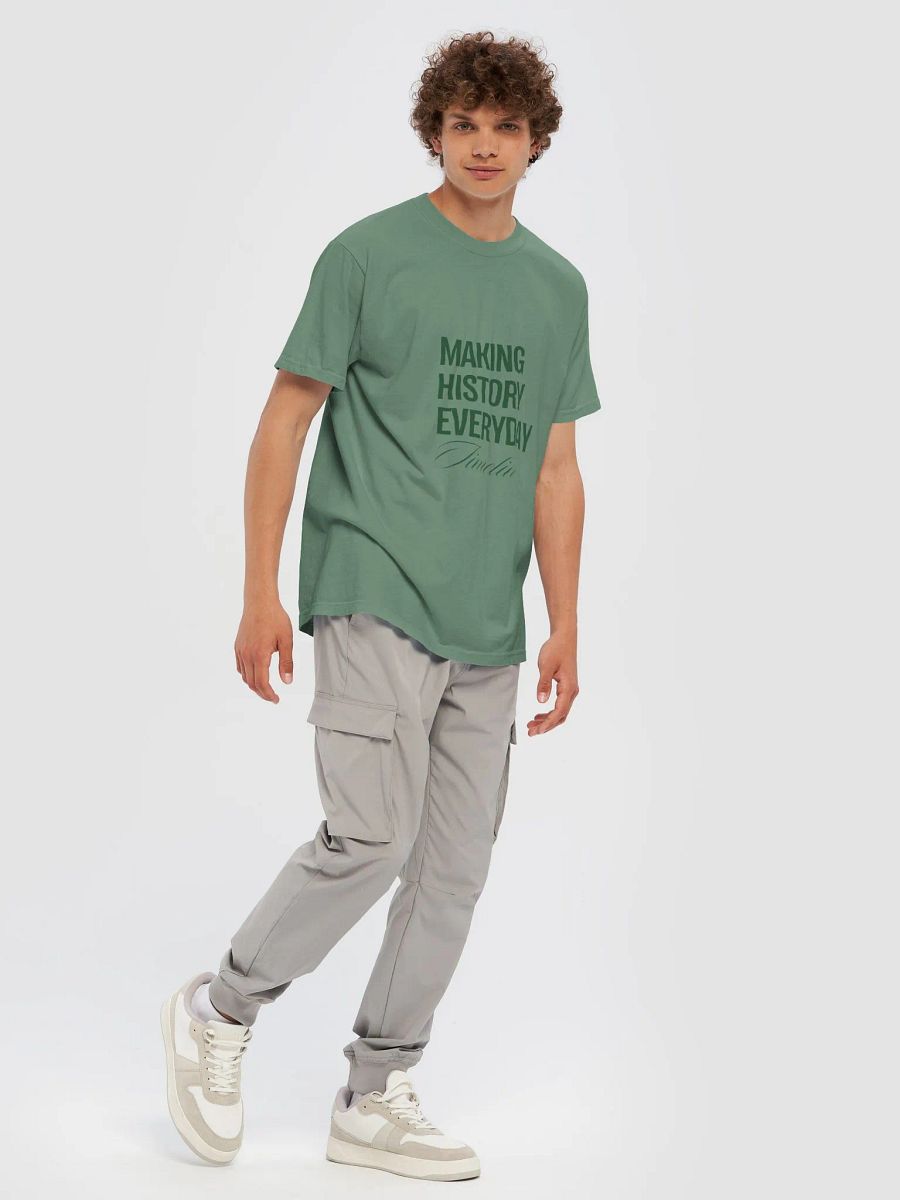 Making History Heavyweight Tee product image (14)