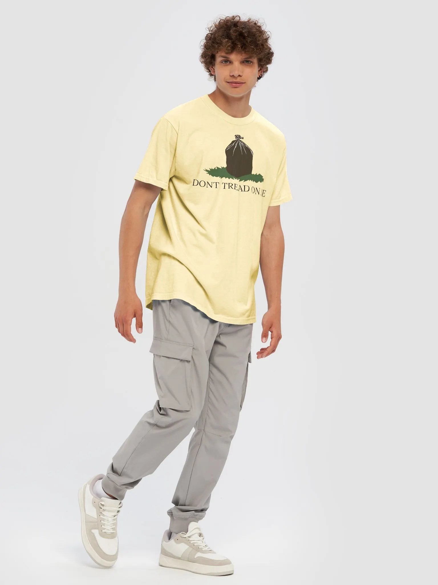 Don’t Tread On Me Garbage Shirt product image (1)