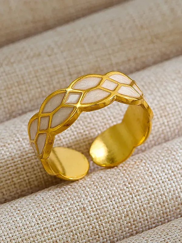 Abigail Ring product image (1)