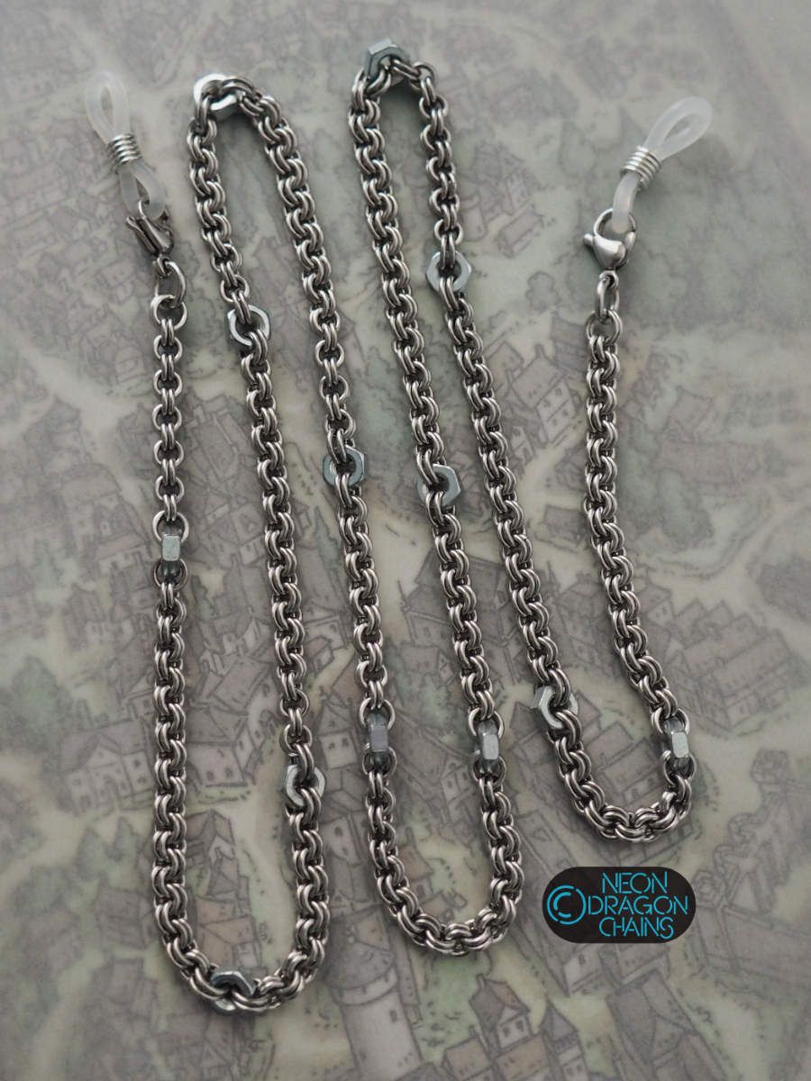Dark Moon Glasses Chain product image (3)