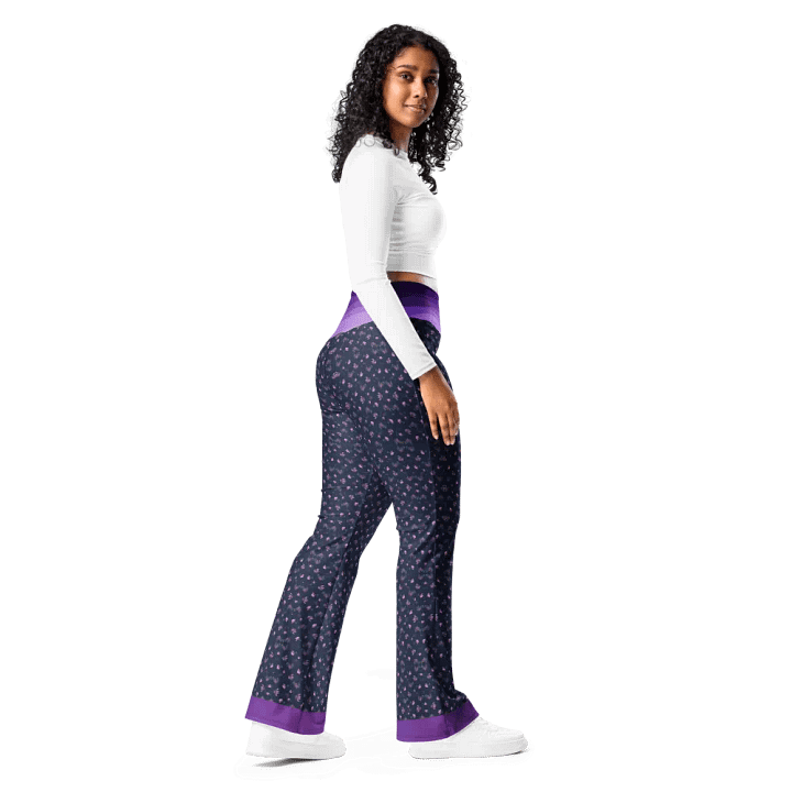 Lavender Floral Whisper Flare Leggings product image (2)