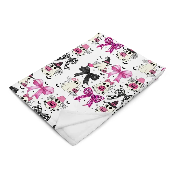 Coquette Halloween Blanket product image (2)