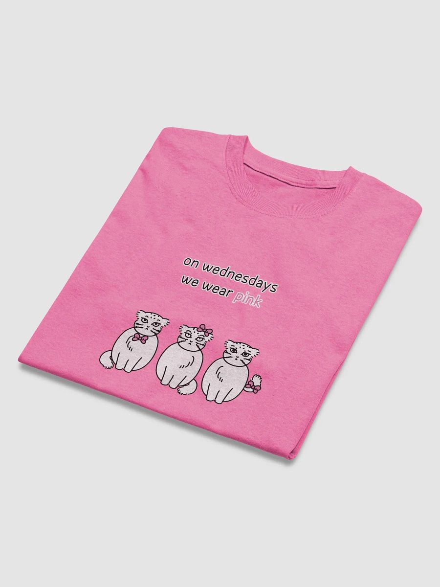 Pink Wednesdays Manul - Gildan Unisex T-Shirt product image (42)