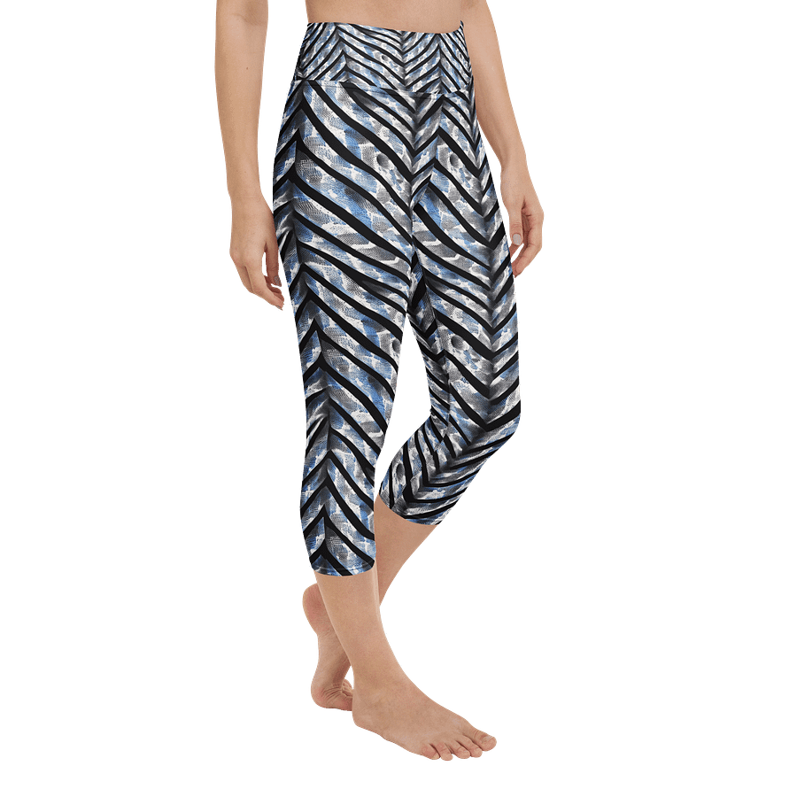 Blue Grey Snake Skin Capri Leggings product image (2)