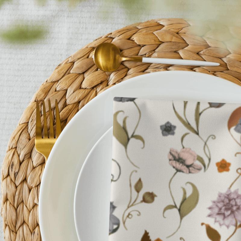 Vintage-Inspired Floral Napkin Set product image (5)