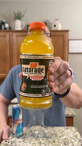 Chugging Stranger Things Gatorade & Red Bull! #kenchugs #strangerthings #fyp
