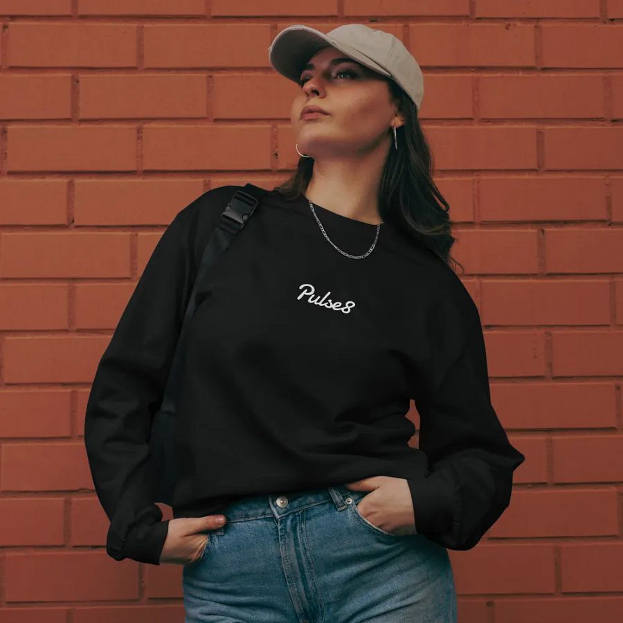 Essentials Logo Long Sleeve Tee - Black product image (8)