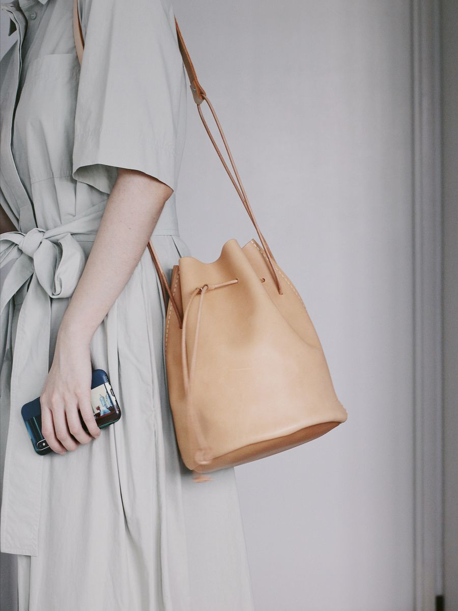Vegetable Tanned Leather Drawstring Bucket Bag product image (3)