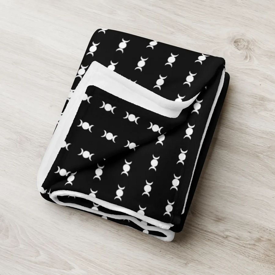Moon Phases Blanket product image (18)