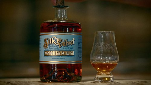 🚨 Kentucky’s Best-Kept Secret Is Out 🚨 

From the heart of Kentucky to your doorstep — Silk Velvet Whiskey is now available t...