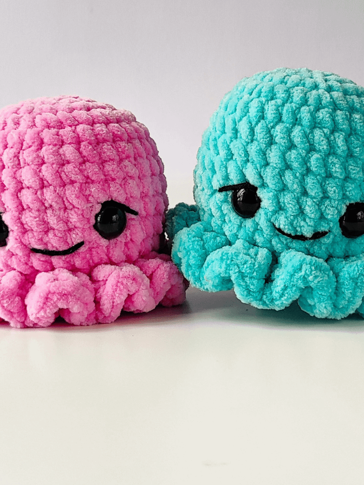 Tiny Tentacles: Crochet Your Own Little Octopus product image (2)