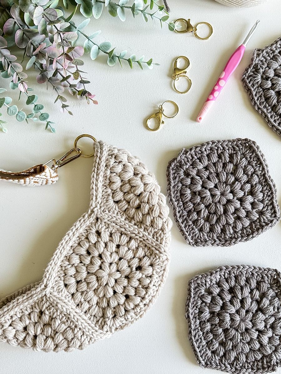 Granny Style Crossbody Bag Crochet Pattern product image (4)