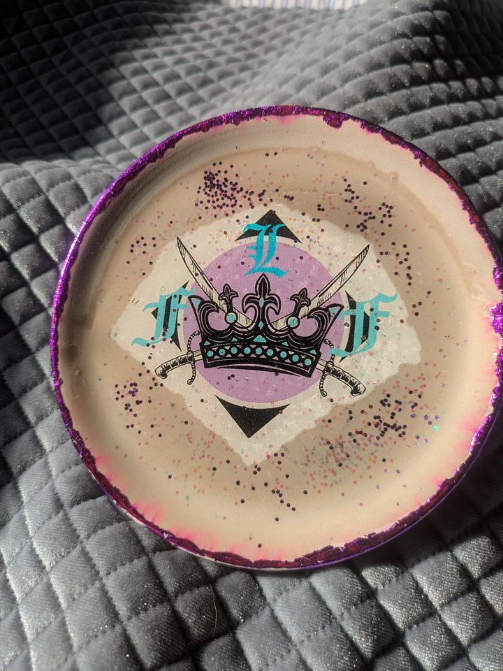 Regalia Gold Leafed Ceramic Trinket Dish product image (1)