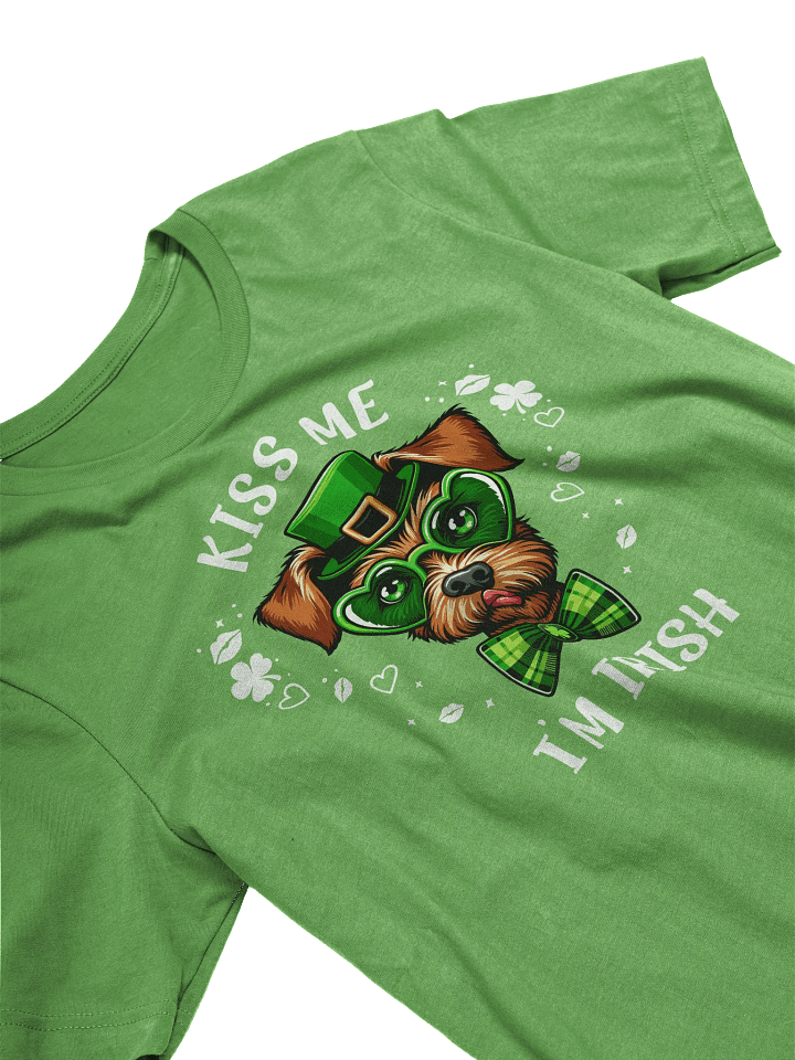 Irish Terrier Kiss Me I'm Irish St. Patrick's Day T-Shirt product image (2)