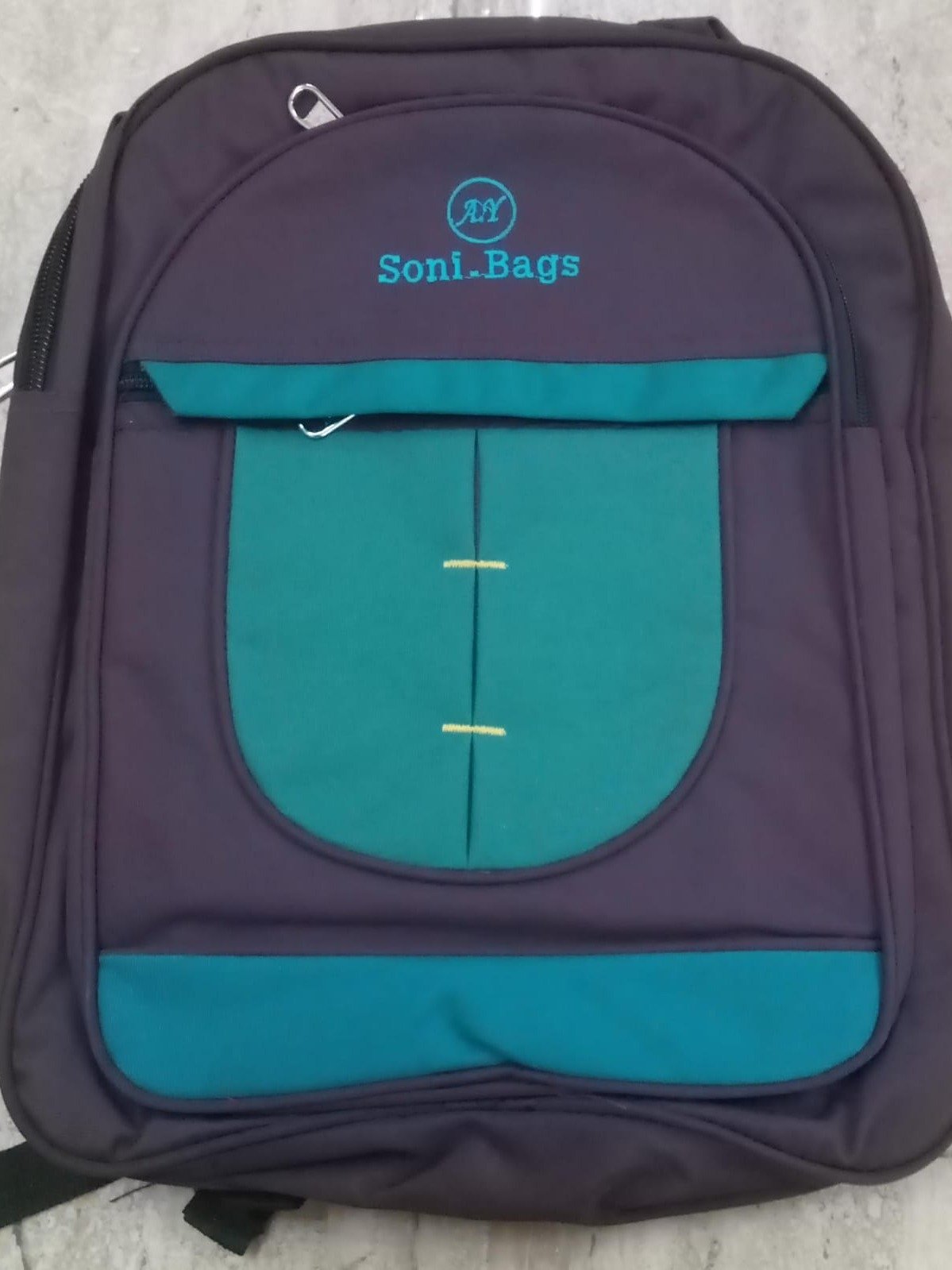 school bag product image (1)