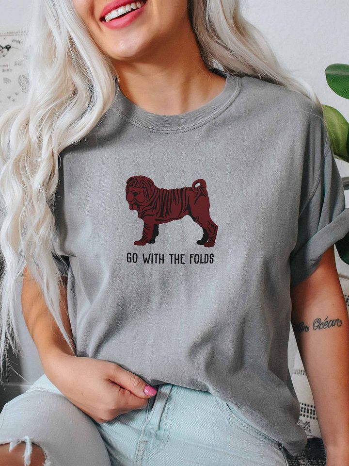 Go with the Folds T-Shirt(Embroidered) of a Chinese Shar-Pei(Chocolate) product image (2)