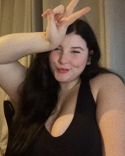 >>swipe>> 
Happy Monday! 
Things are feeling fresh again😌 what are your plans for this week? 👀 

🏷️ TAGS 🏷️ 
#smiling #dimple...