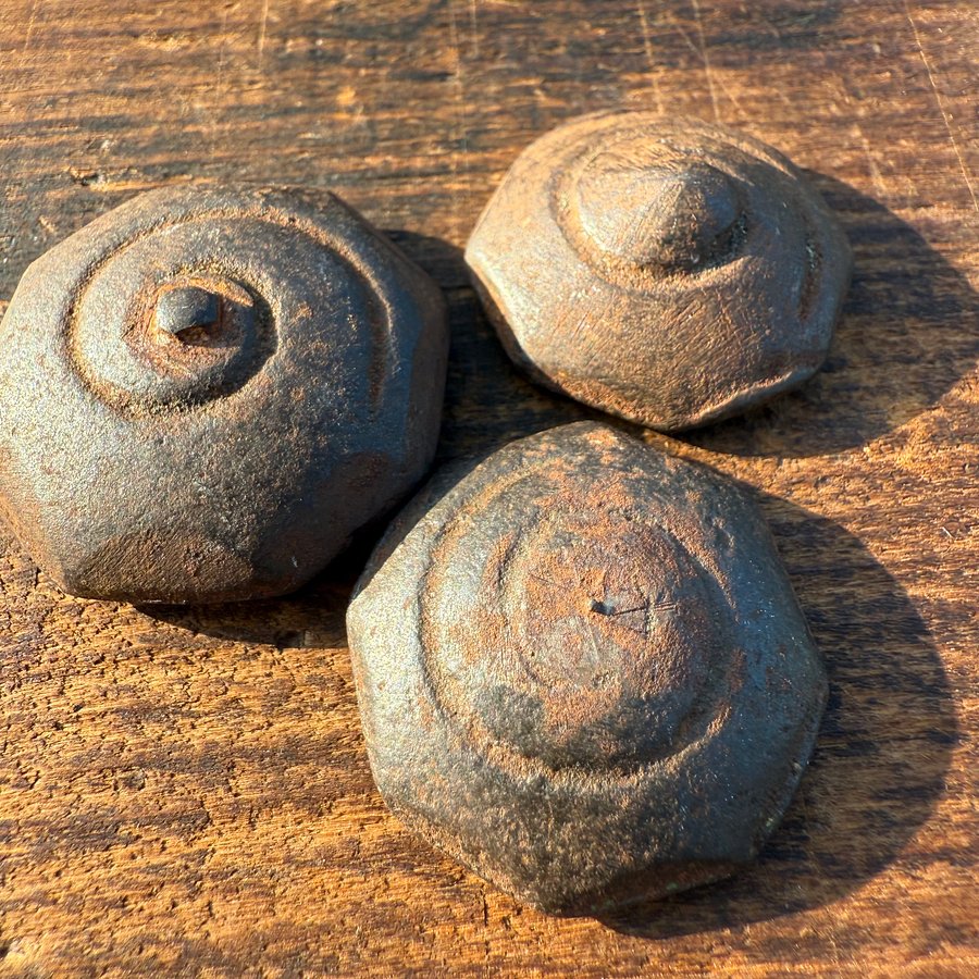 🎎 Vintage Set of 3 Japanese Be-goma (べいごま) Spinning Tops – Baseball Giants Tribute – Japan Antique Roadshow product image (6)