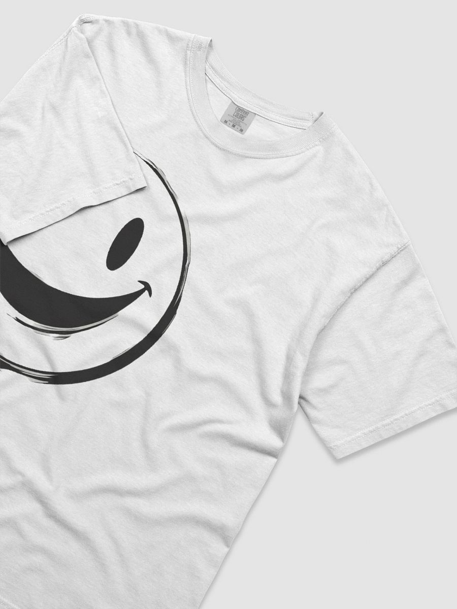 Smiley Bliss Comfort Tee product image (3)