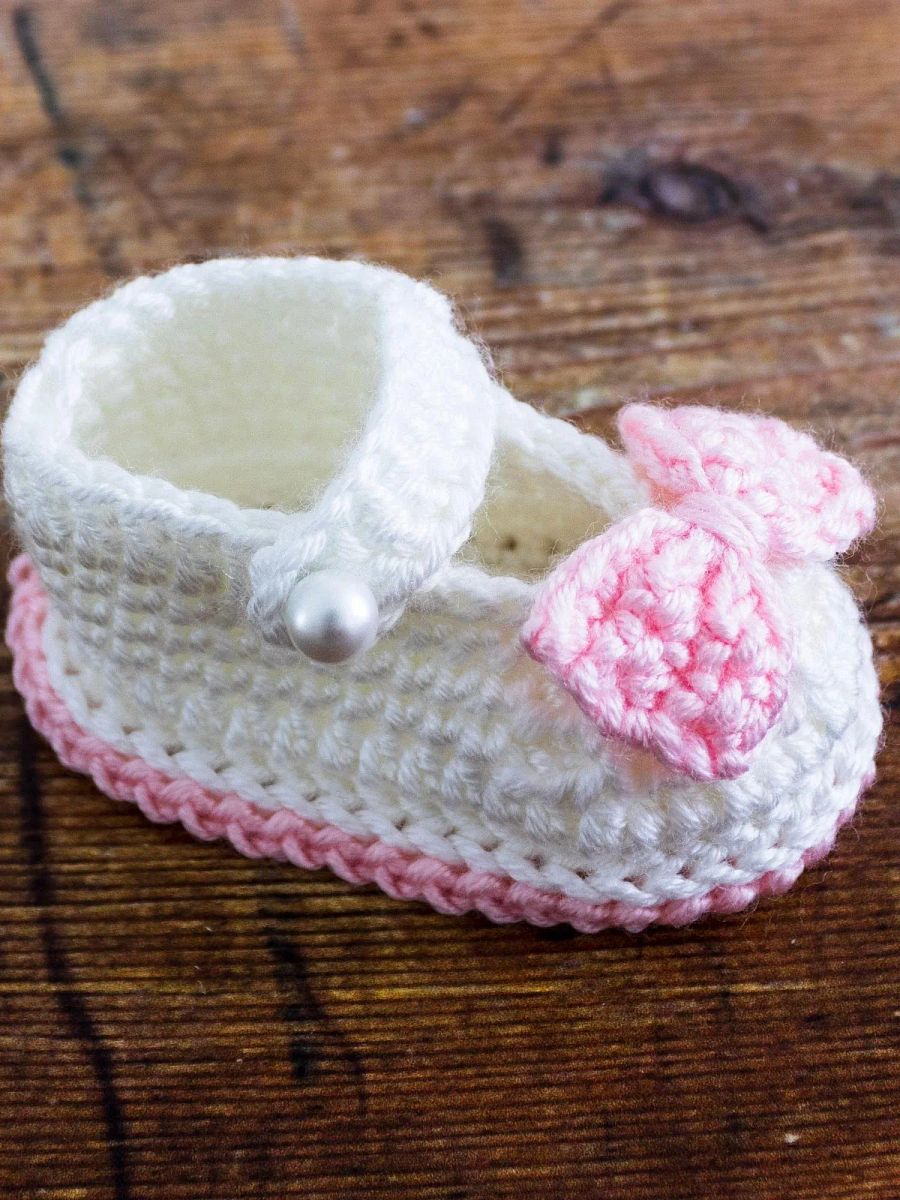 Crochet Pattern: Sweet Baby Shoes (with Bow) product image (3)