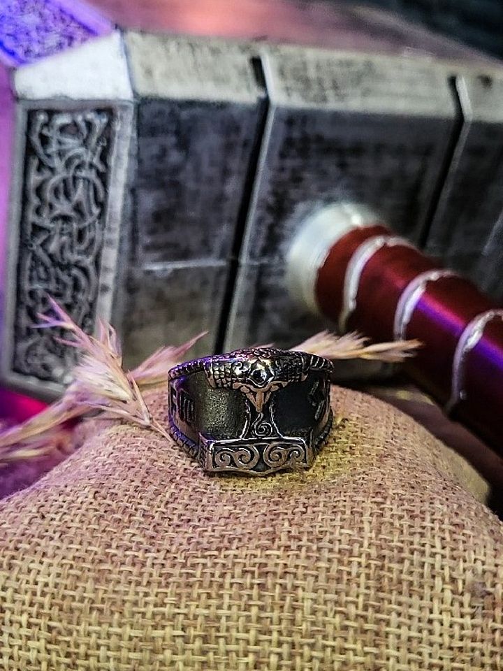 The Armored Kingdom Thor's Hammer Thunderstrike Ring Style 1 (Mjolnir) product image (1)
