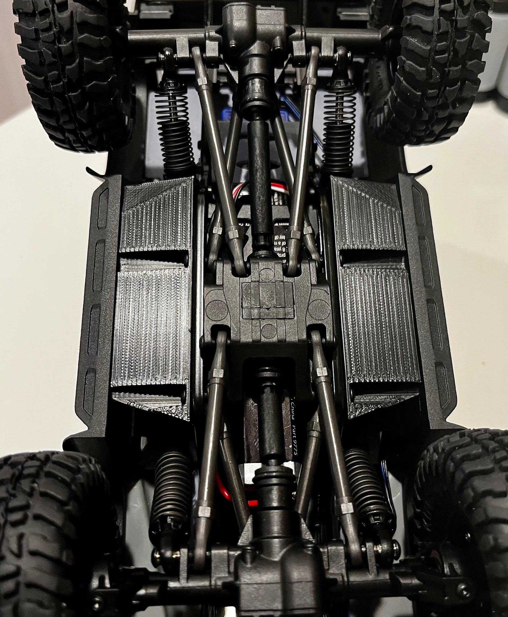 Sliders for the Traxxas Trx4m product image (3)