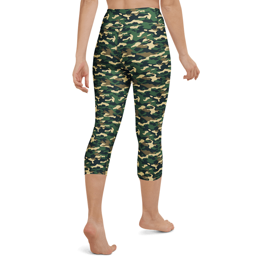 Jungle Camo Yoga Capri Leggings product image (4)